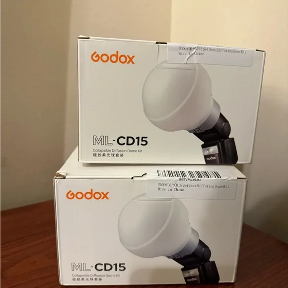 Godox flash diffuser comes with adapters never been used
